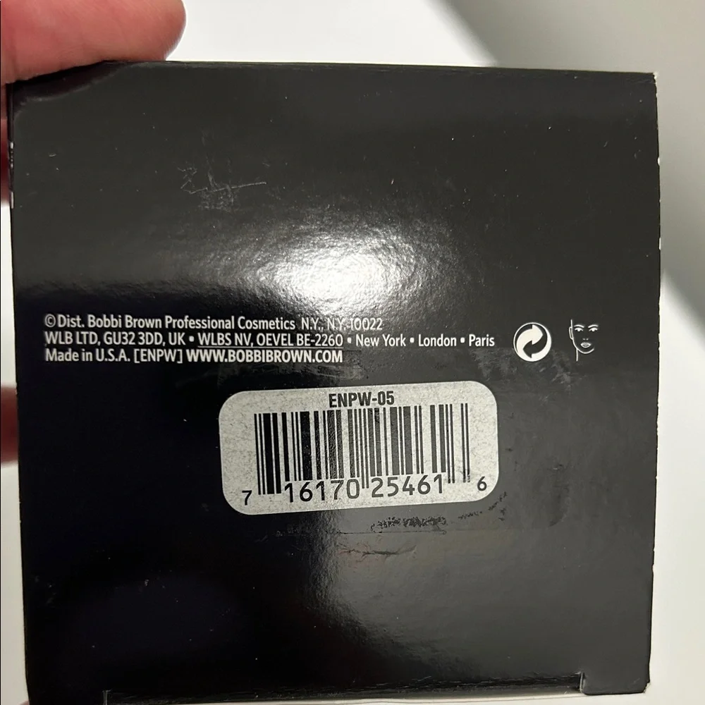 Bobbi Brown Sheer Finish Loose Powder - Soft Sand